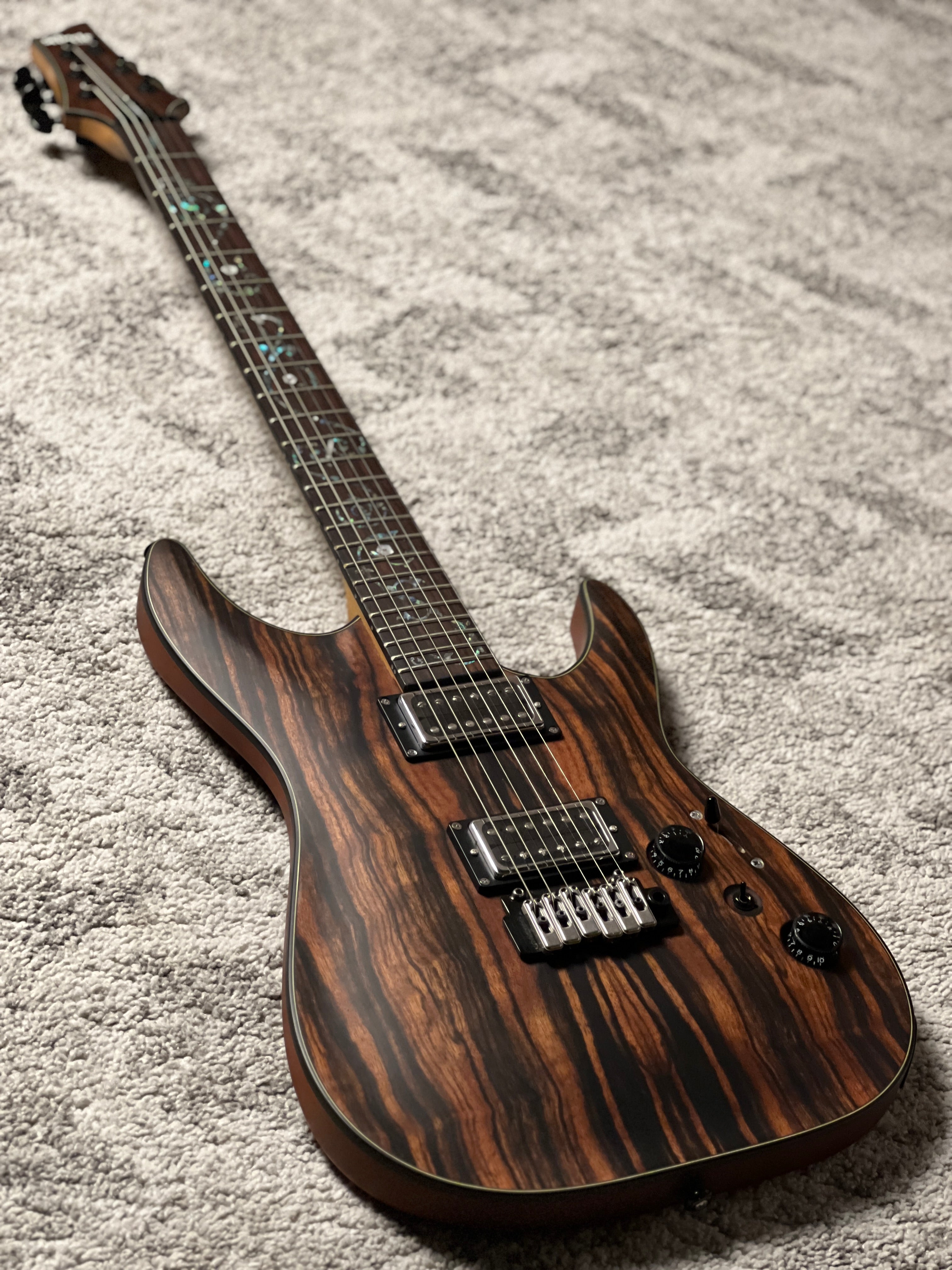 Schecter C-1 Exotic - Natural Satin IW19120574 – nafiriguitar.com