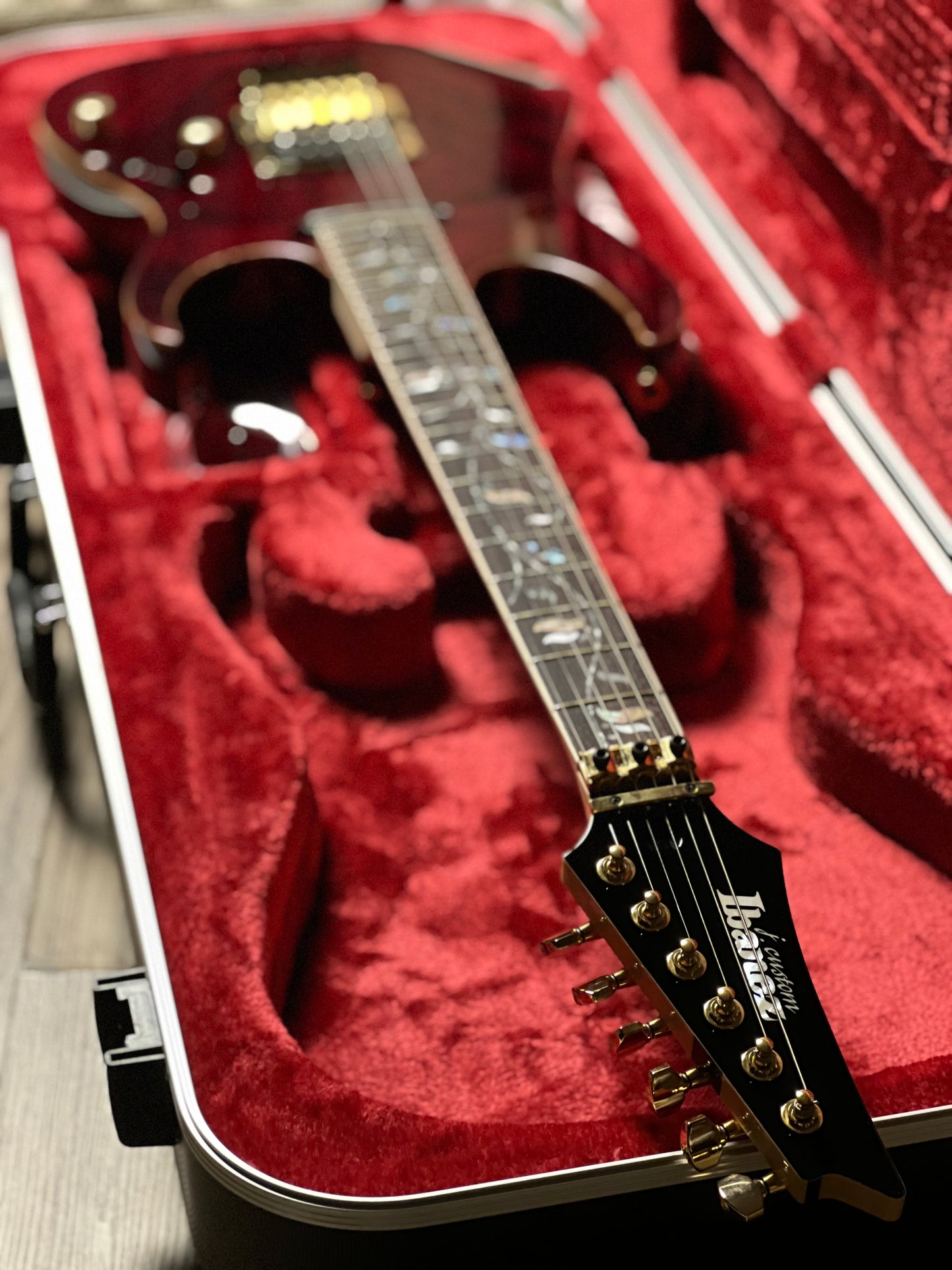 Ibanez J Custom RG8565R-CWR in Charmant Wine Red with Case F2521228