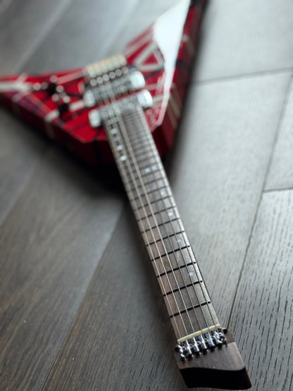 Dhatarattha Custom DHL V Headless in Red with Black and White Stripes with RW FB