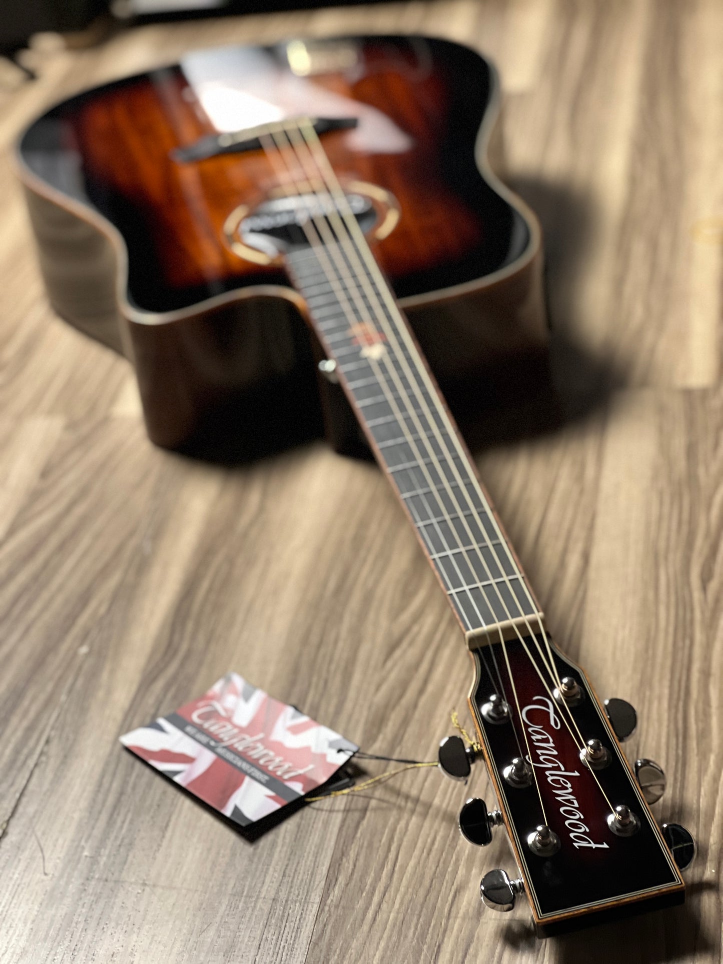 Tanglewood TWX5 CEK Winterleaf Exotic Dreadnought Cutaway in Autumn Burst Gloss w/Bag