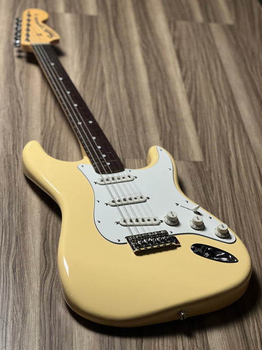 Fender MIJ FSR Collection Traditional Late 60s Stratocaster with RW FB in Vintage White JD23029142