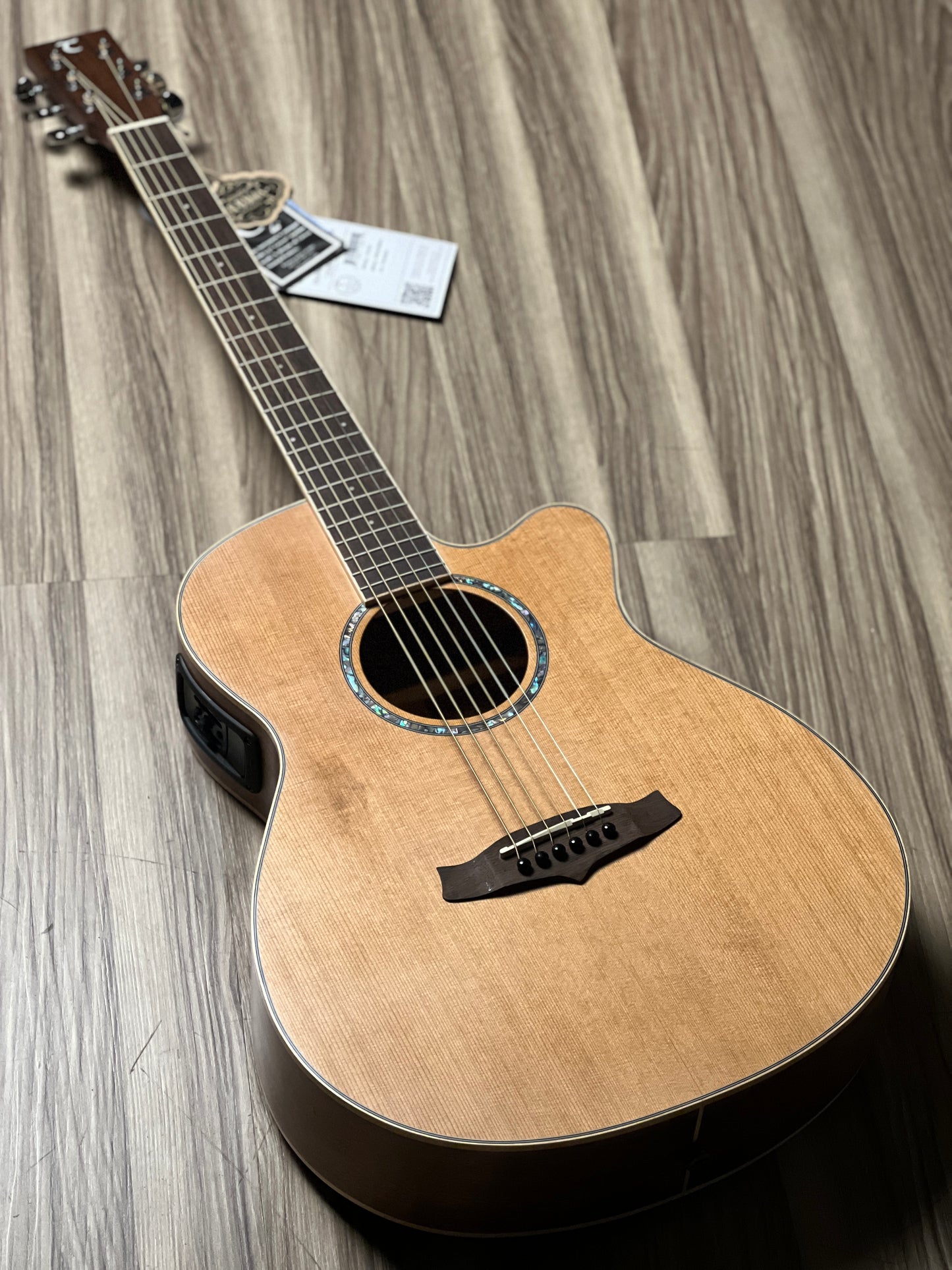 Tanglewood TSC 4 CE Super Folk Cutaway with LR BAGGS Bronze Full Solid