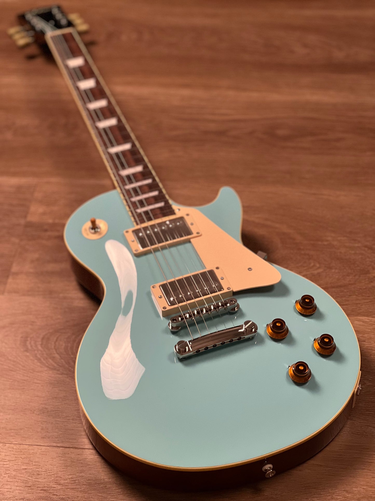 Tokai Love Rock Japan LS-140 SOB in Sonic Blue 2348060 Tokai Love Rock Japan LS-140 SOB in Sonic Blue 2348060