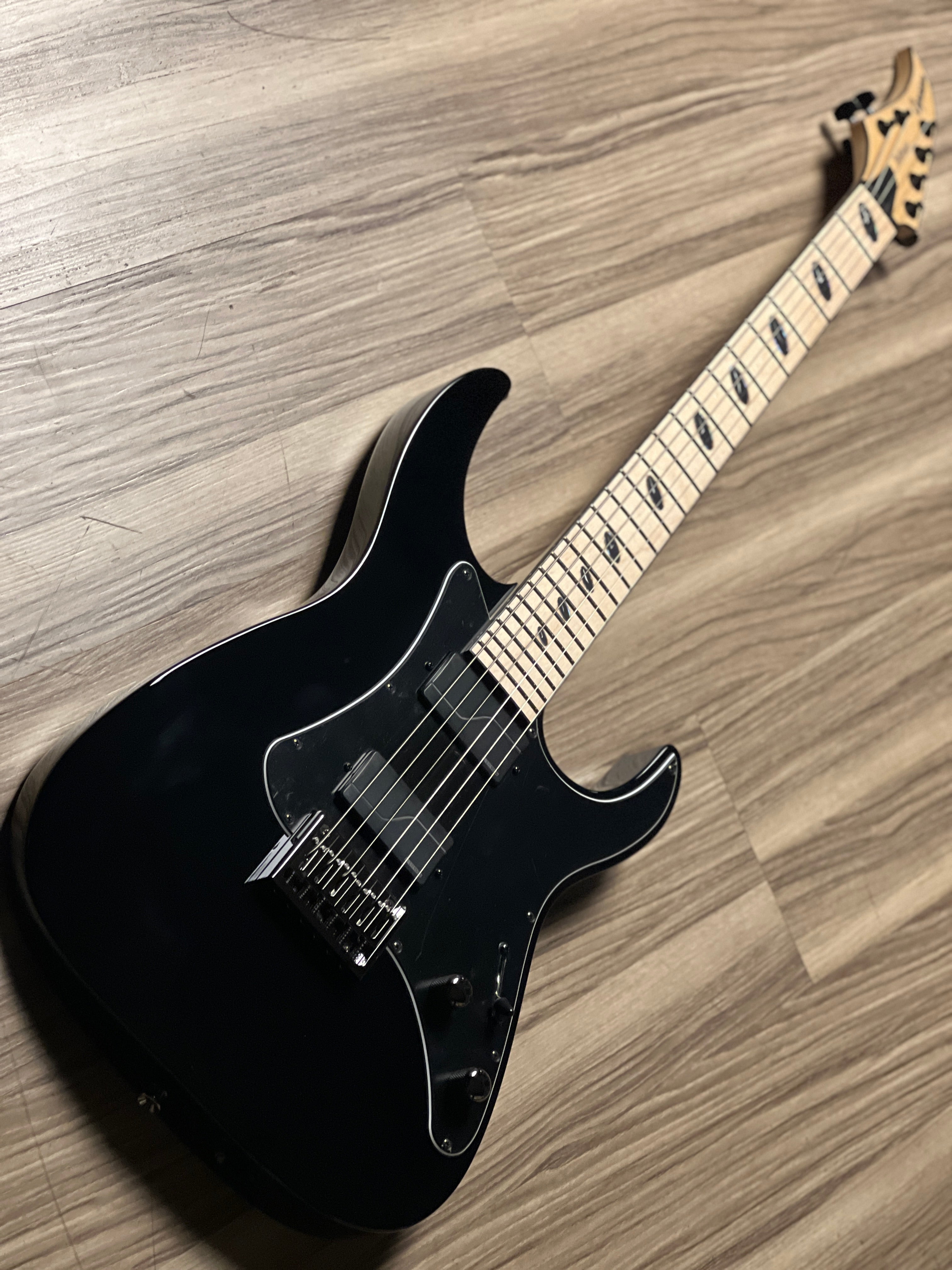 Caparison Dellinger-JSM Black 3360024 – nafiriguitar.com