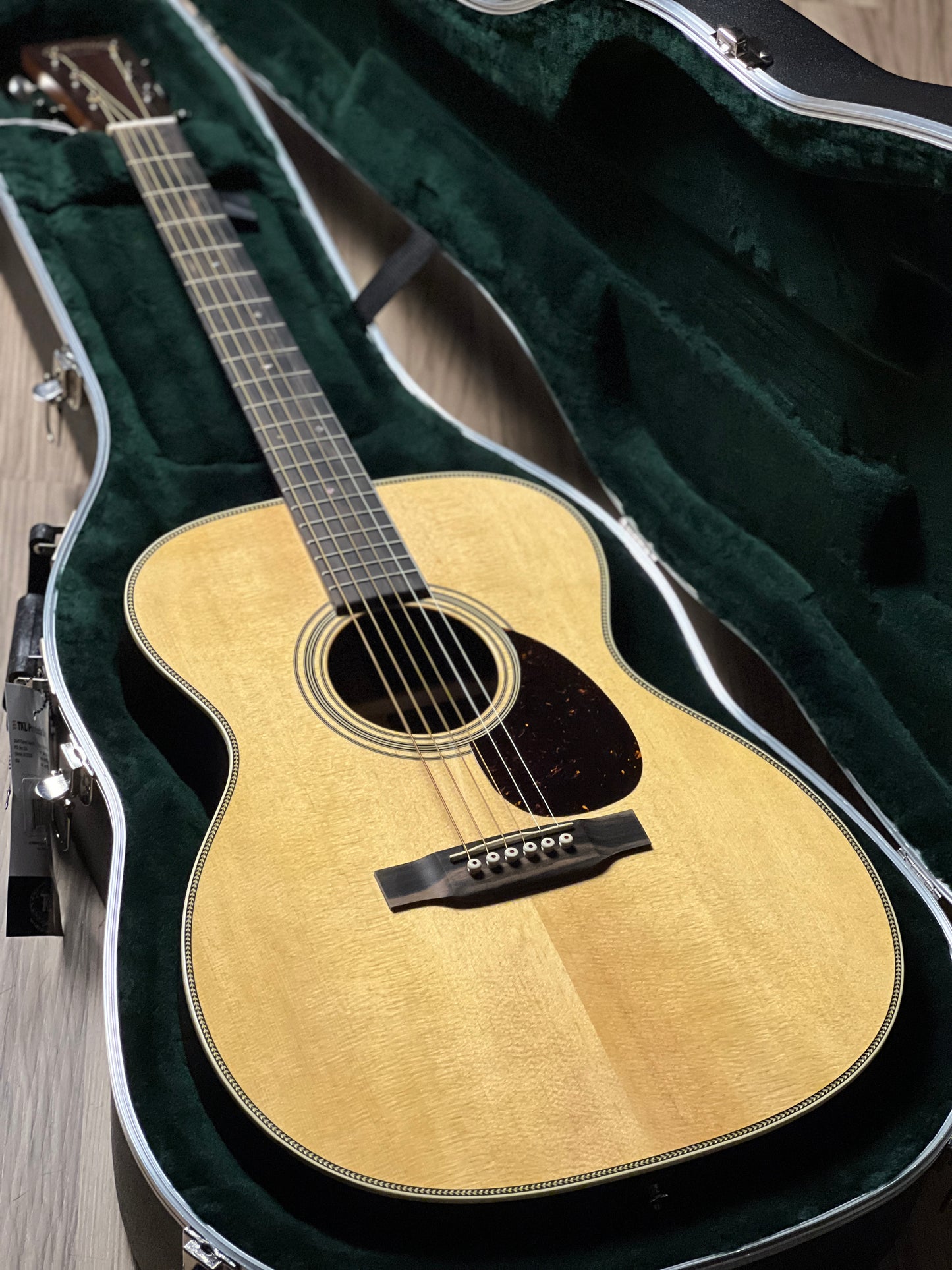 Martin Guitars OM-28 In Natural 2873594