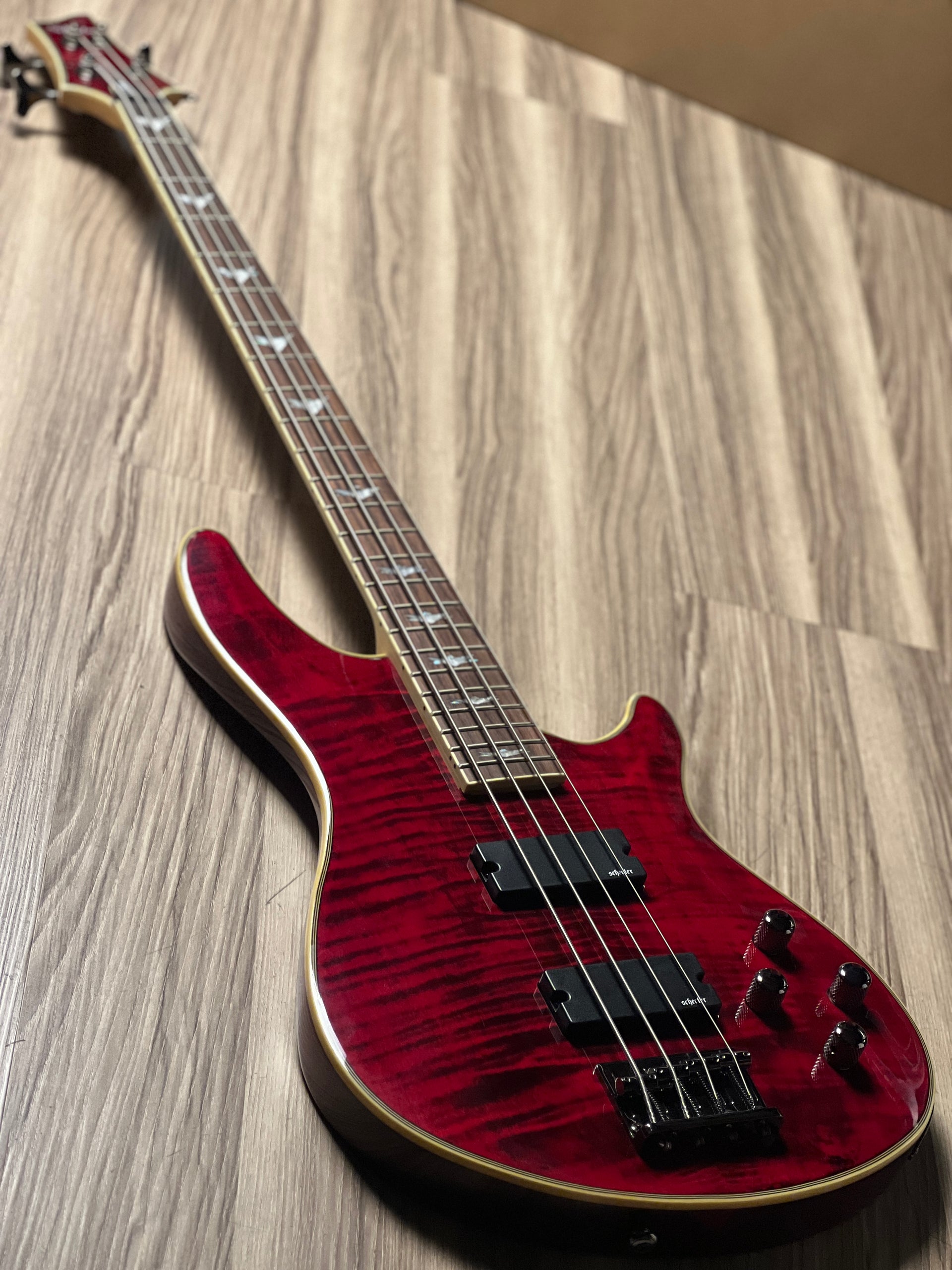 Schecter Omen Extreme 4 Electric Bass Black Cherry – nafiriguitar.com