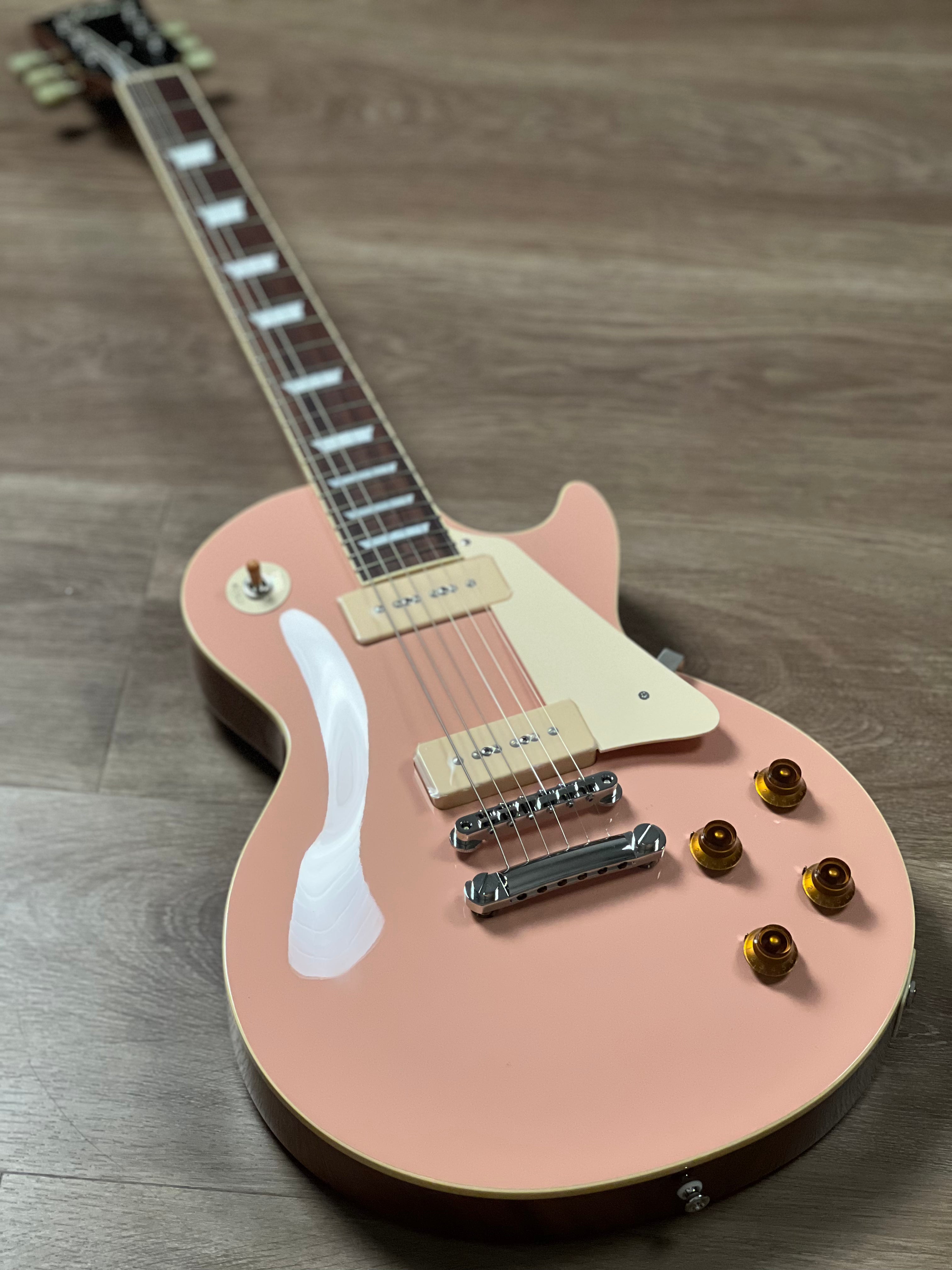 Tokai Love Rock Japan LS-101S in Shell Pink 2450224 – nafiriguitar.com