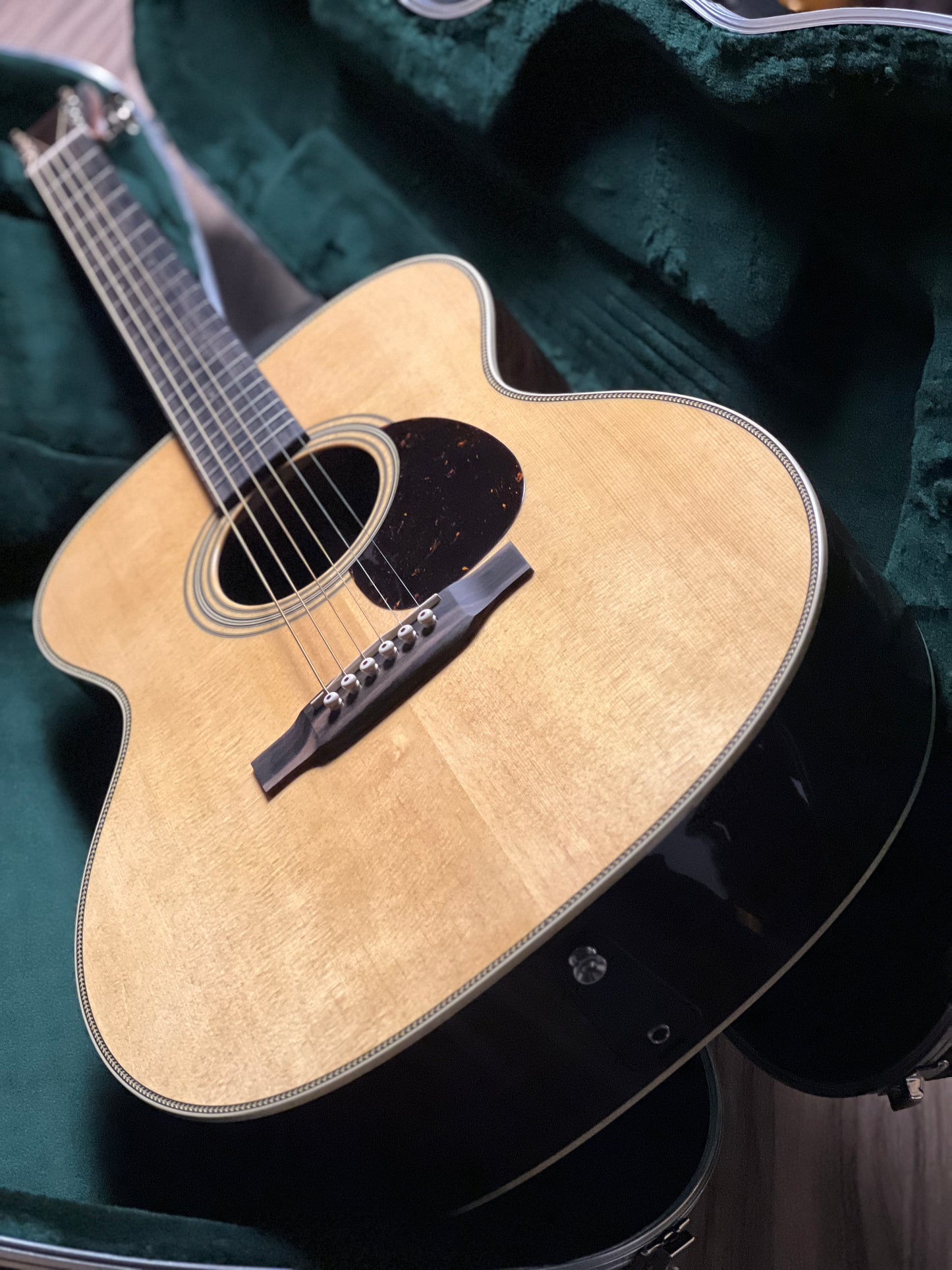 Martin Guitars OM-28 In Natural 2873594