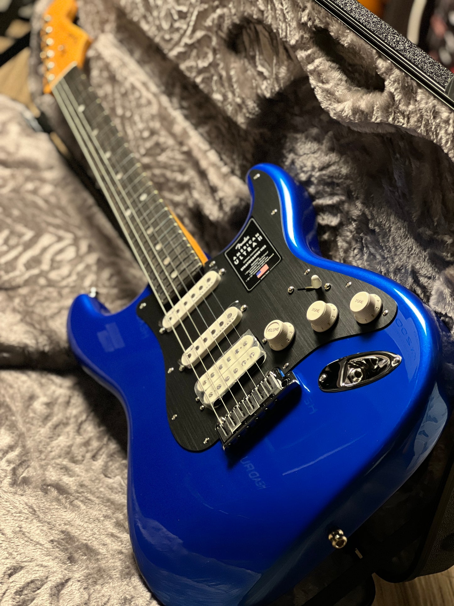 Fender American Ultra II Stratocaster HSS with Ebony FB in Noble Blue US240034640