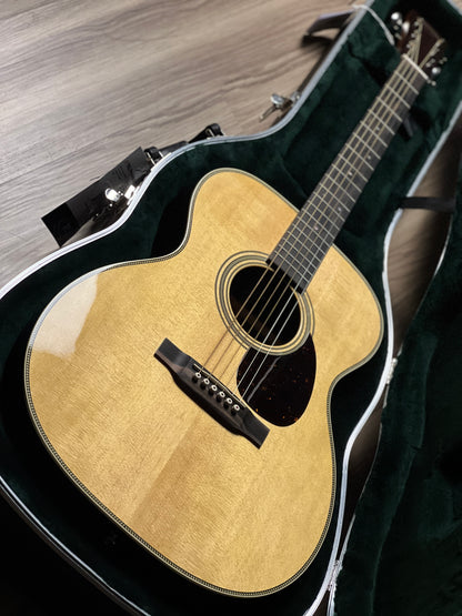 Martin Guitars OM-28 In Natural 2873594