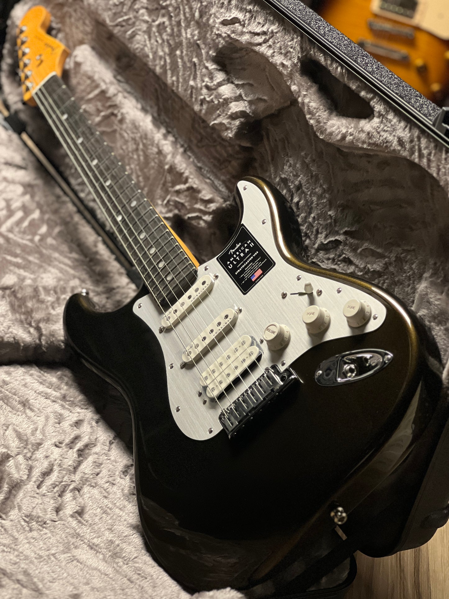 Fender American Ultra II Stratocaster HSS with Ebony FB in Texas Tea US240036723