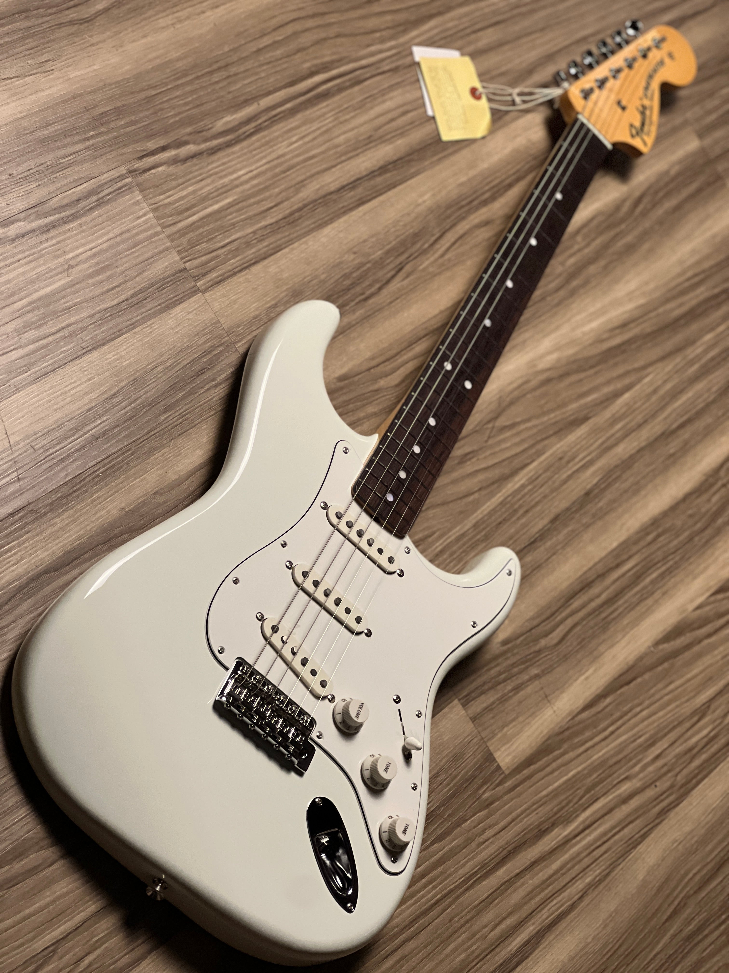 Fender FSR Collection Traditional Late 60s Stratocaster With RW FB