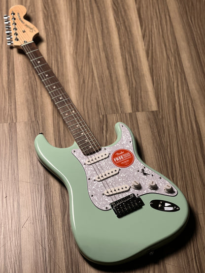 Squier FSR Affinity Series Stratocaster with White Pearloid Pickguard and Laurel FB in Surf Green