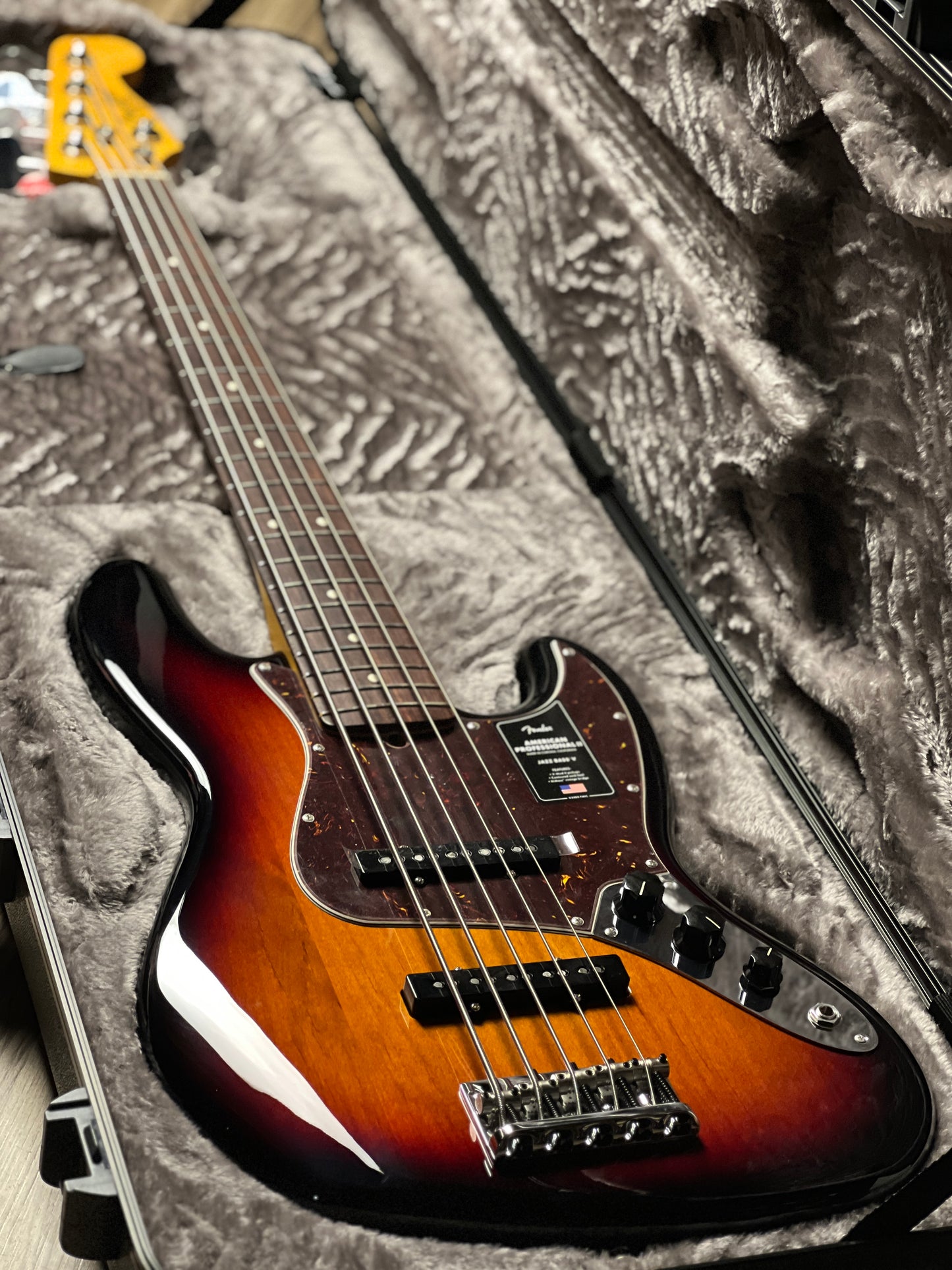 Fender American Professional II 5-string Jazz Bass RW FB in 3-Tone Sunburst US23115838