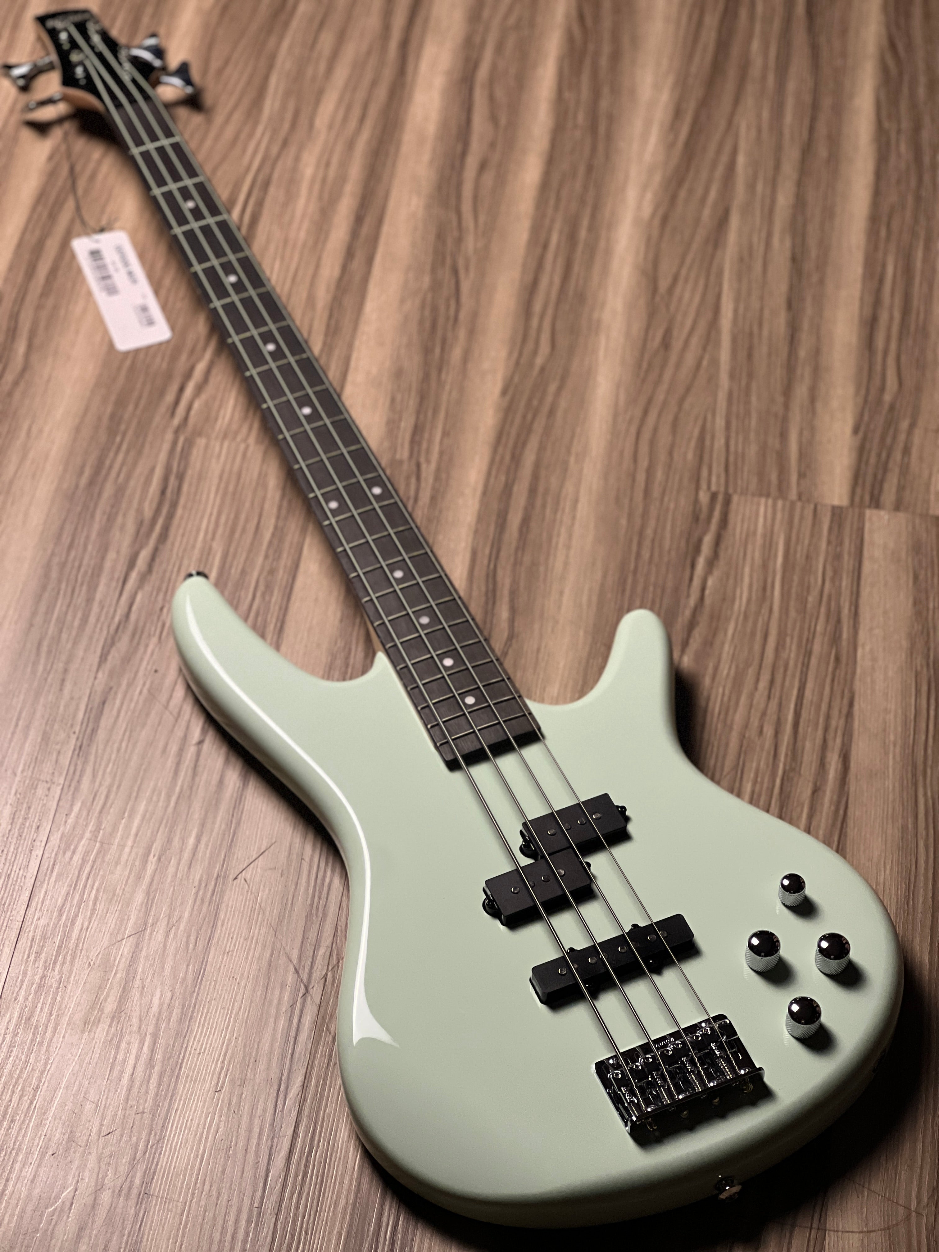 Ibanez GSR200-MGR 4-String in Mint Green – nafiriguitar.com