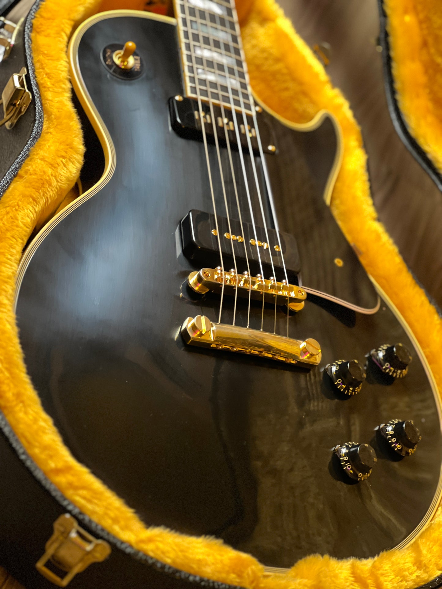 Gibson Custom 1954 Les Paul Custom Staple Pickup Reissue VOS in Ebony 44233