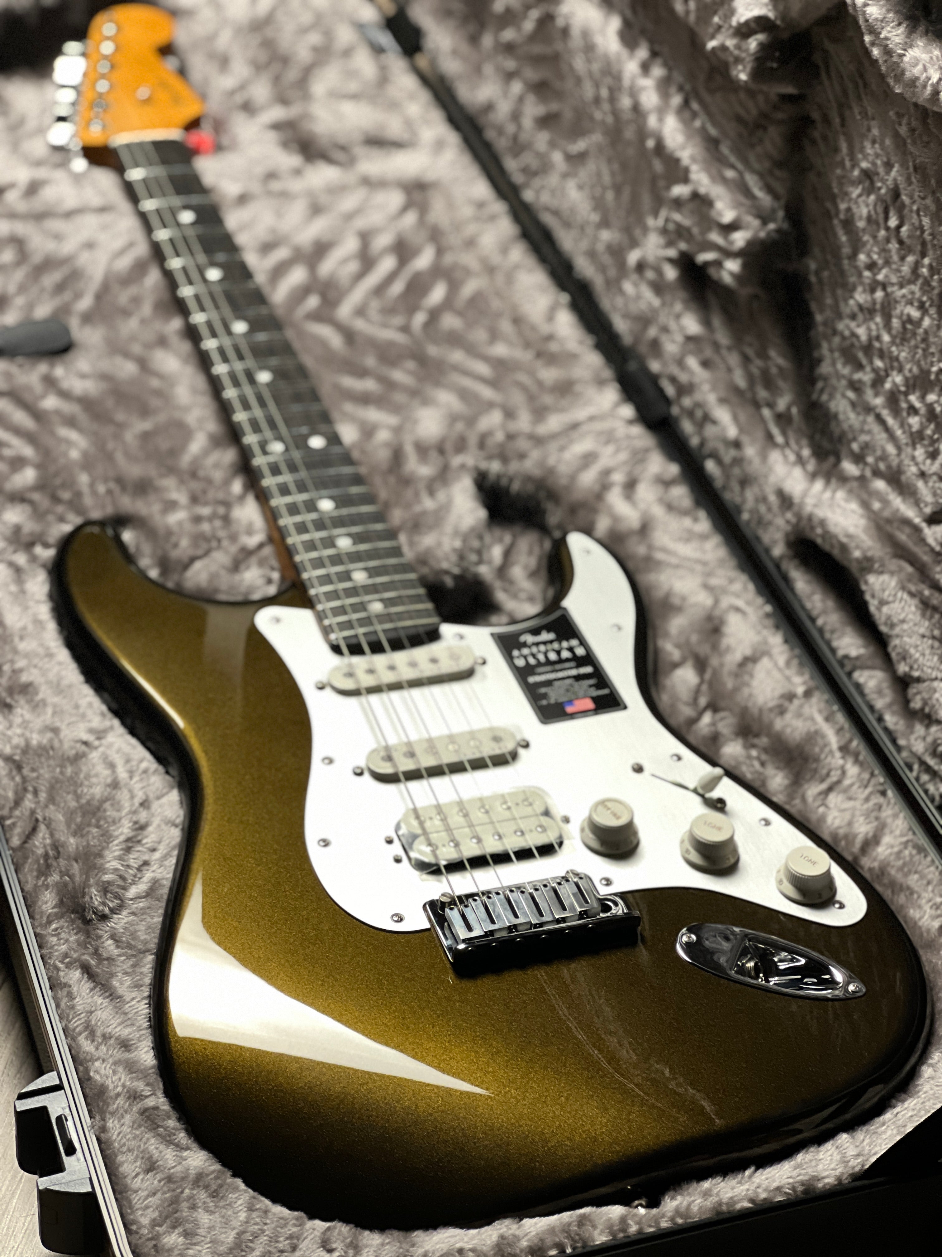 Fender American Ultra II Stratocaster HSS with Ebony FB in Texas