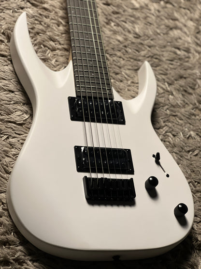 Solar AB4.7W-E 7-String in Matte White