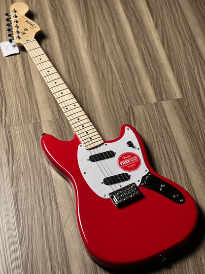 Squier Sonic Mustang with White Pickguard and Maple FB in Torino Red