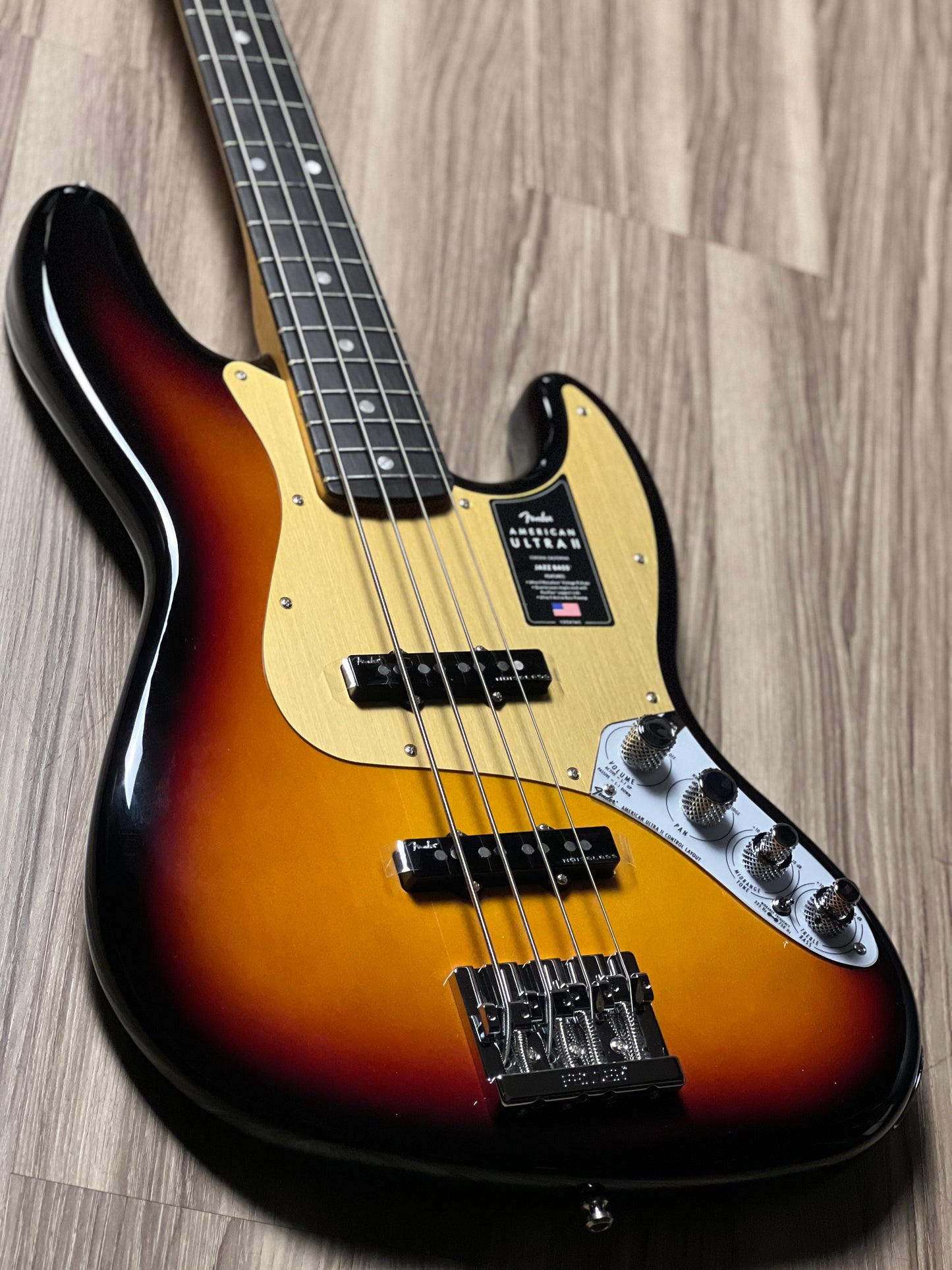 Fender American Ultra II Jazz Bass with Ebony FB in Ultraburst US24006709