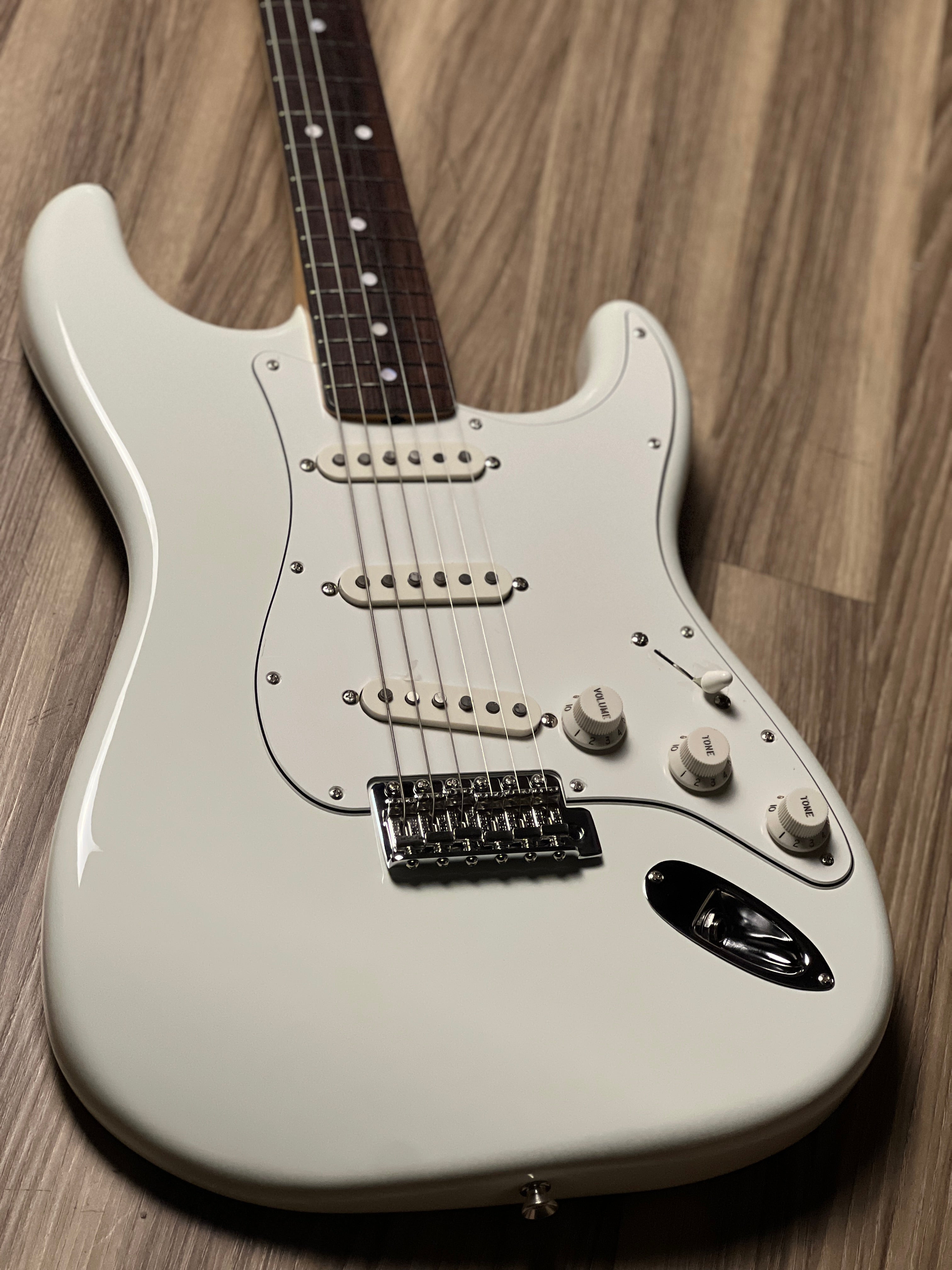 Fender FSR Collection Traditional Late 60s Stratocaster With RW FB