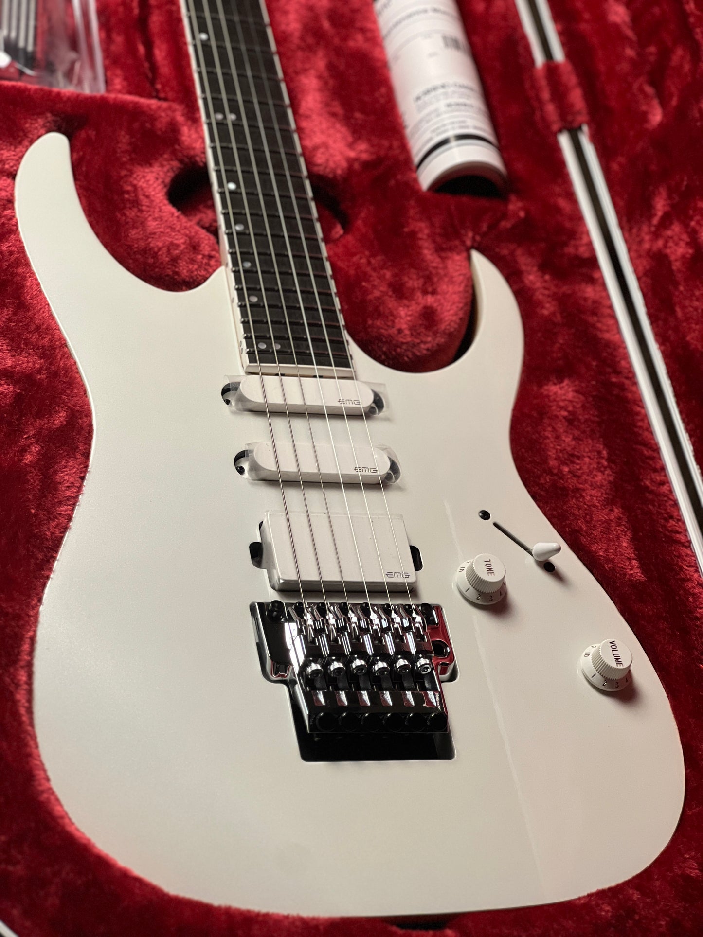 Ibanez RG5440C-PW with Case in Pearl White F2406993