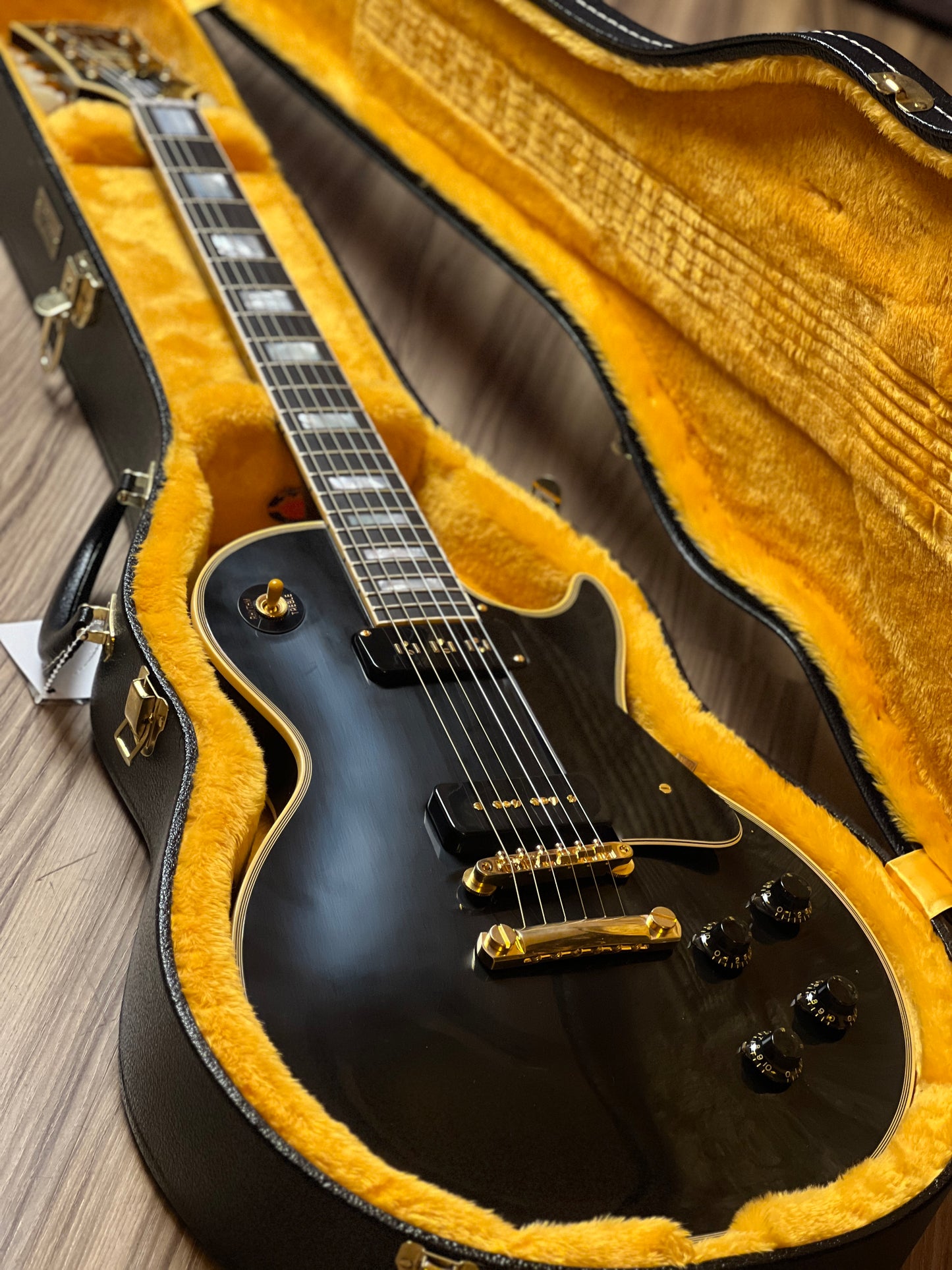 Gibson Custom 1954 Les Paul Custom Staple Pickup Reissue VOS in Ebony 44233