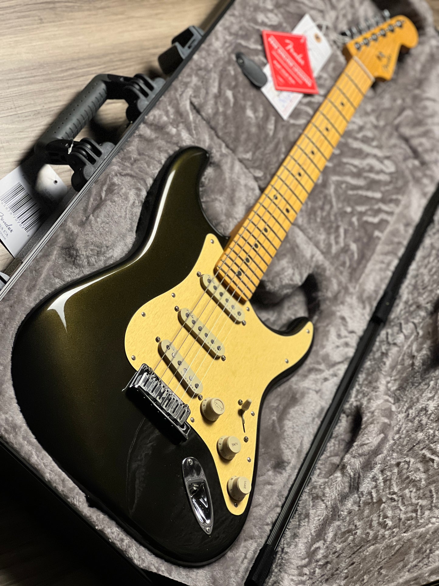 Fender American Ultra Stratocaster - Texas Tea with Maple Fingerboard US23007954