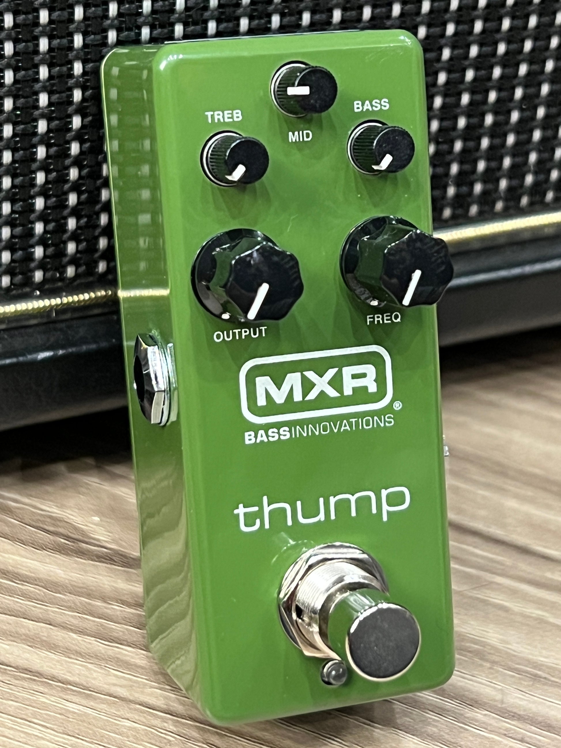 mxr pedal bass MXR Thump Bass Preamp M-281 – nafiriguitar.com