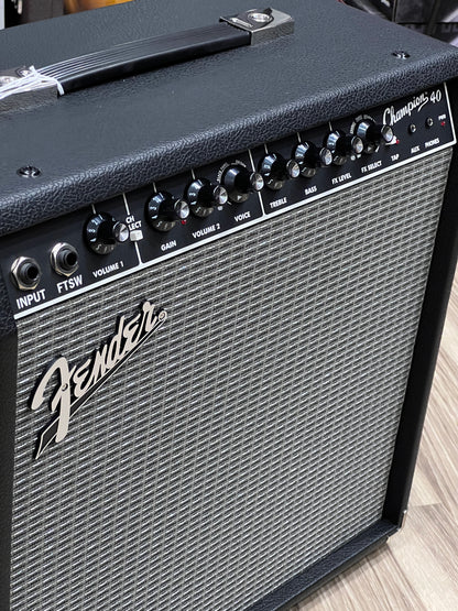 Fender Champion 40 Guitar Amplifier