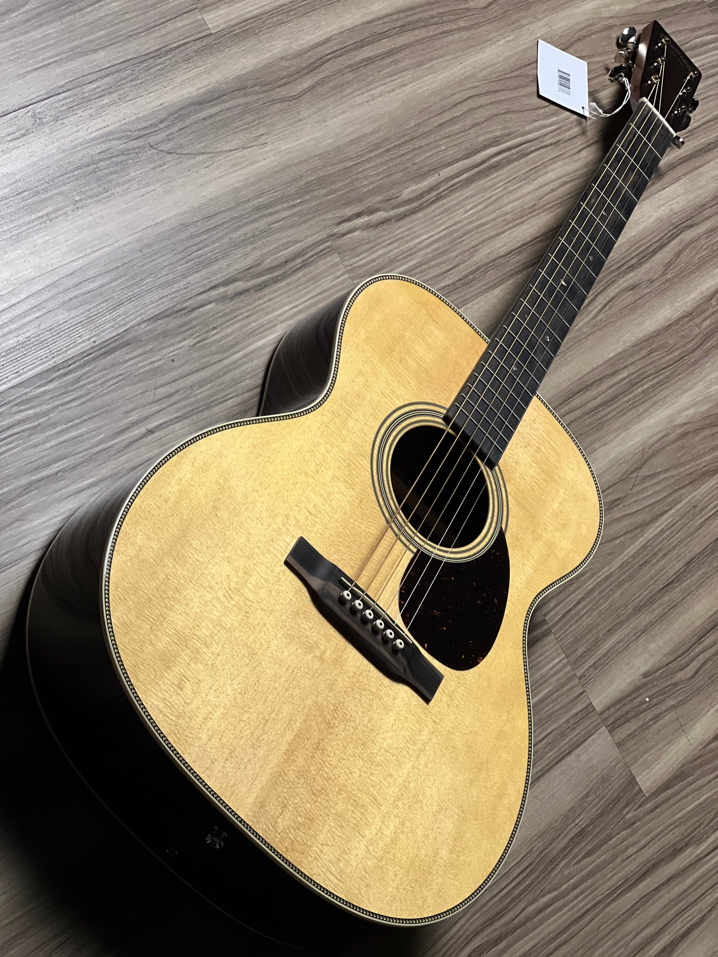 Martin Guitars OM-28 In Natural 2873594