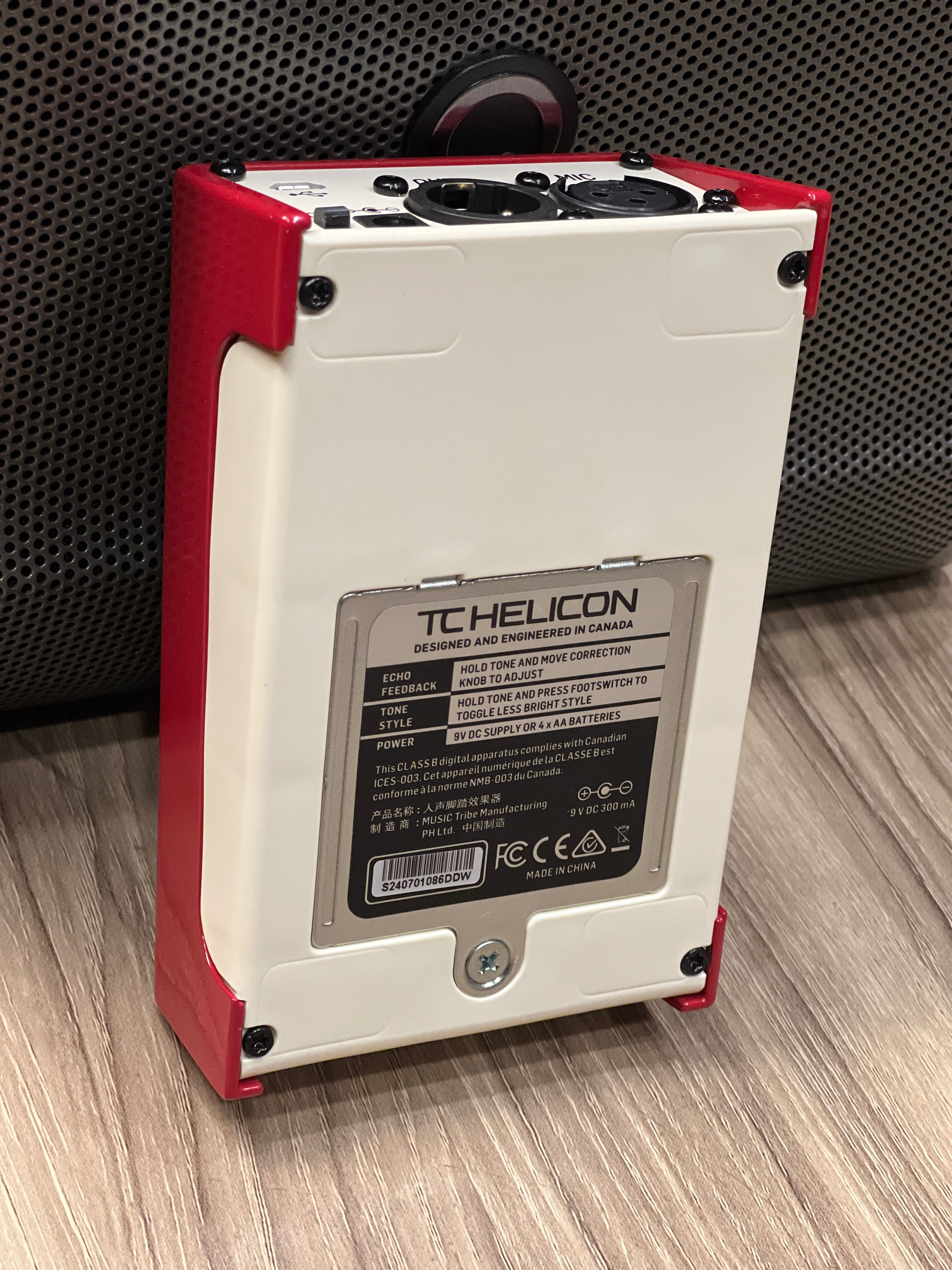 TC Helicon Mic Mechanic 2 Vocal Effects Pedal – nafiriguitar.com