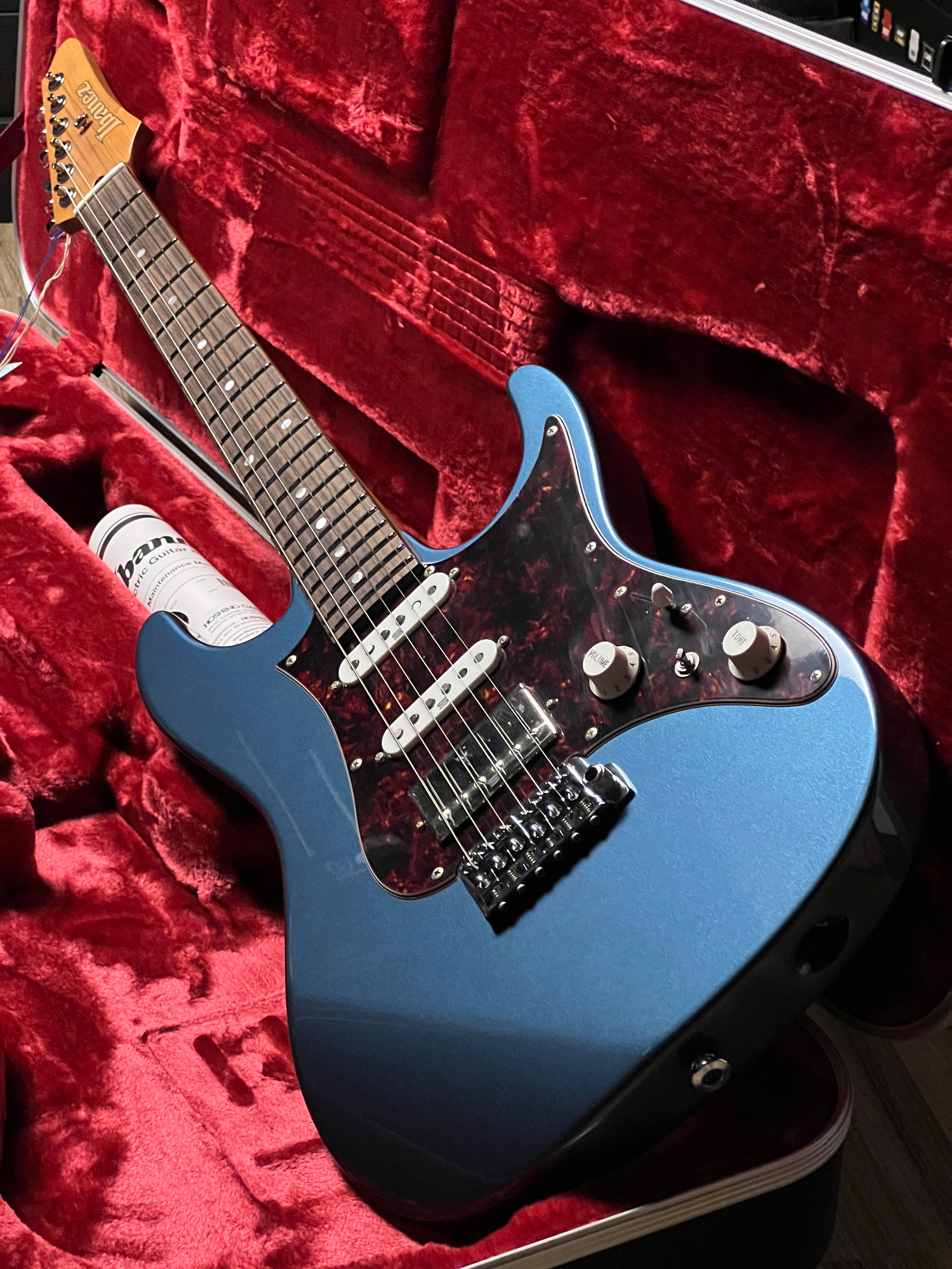 Ibanez Prestige AZ2204N in Prussian Blue Metallic – nafiriguitar.com