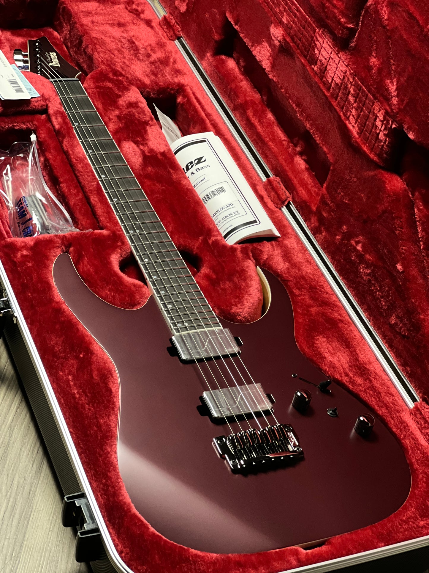 Ibanez Prestige RG5121-BCF in Burgundy Metallic Flat with Case F2418689