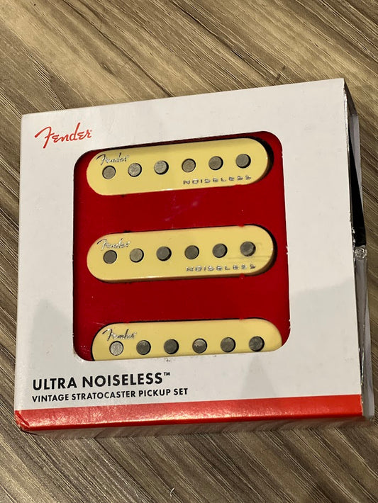 Fender Ultra Noiseless Vintage Strat Pickups (Set of 3)