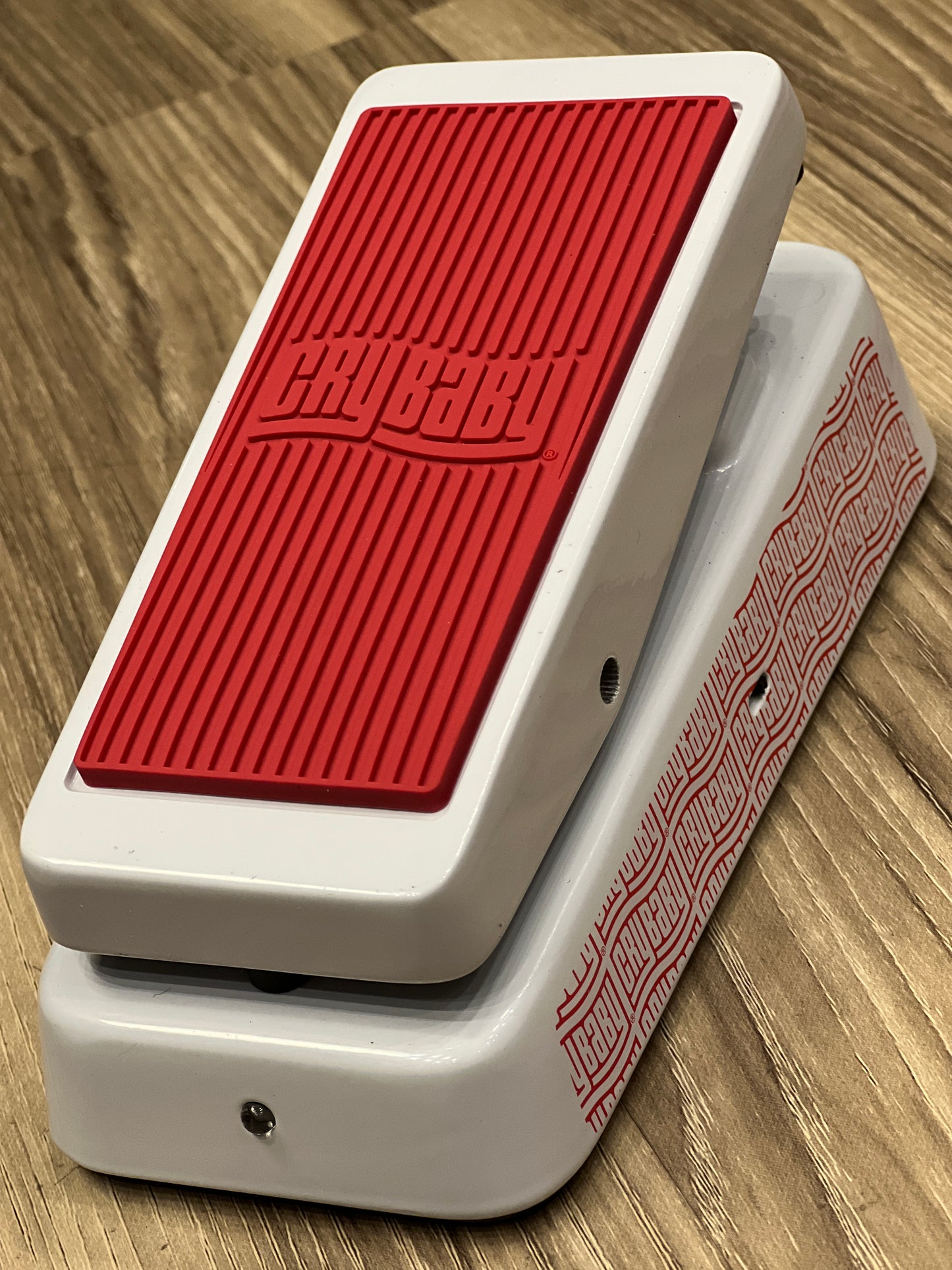 Dunlop Cry baby Junior Wah Special Edition In White - CBJ 95SW