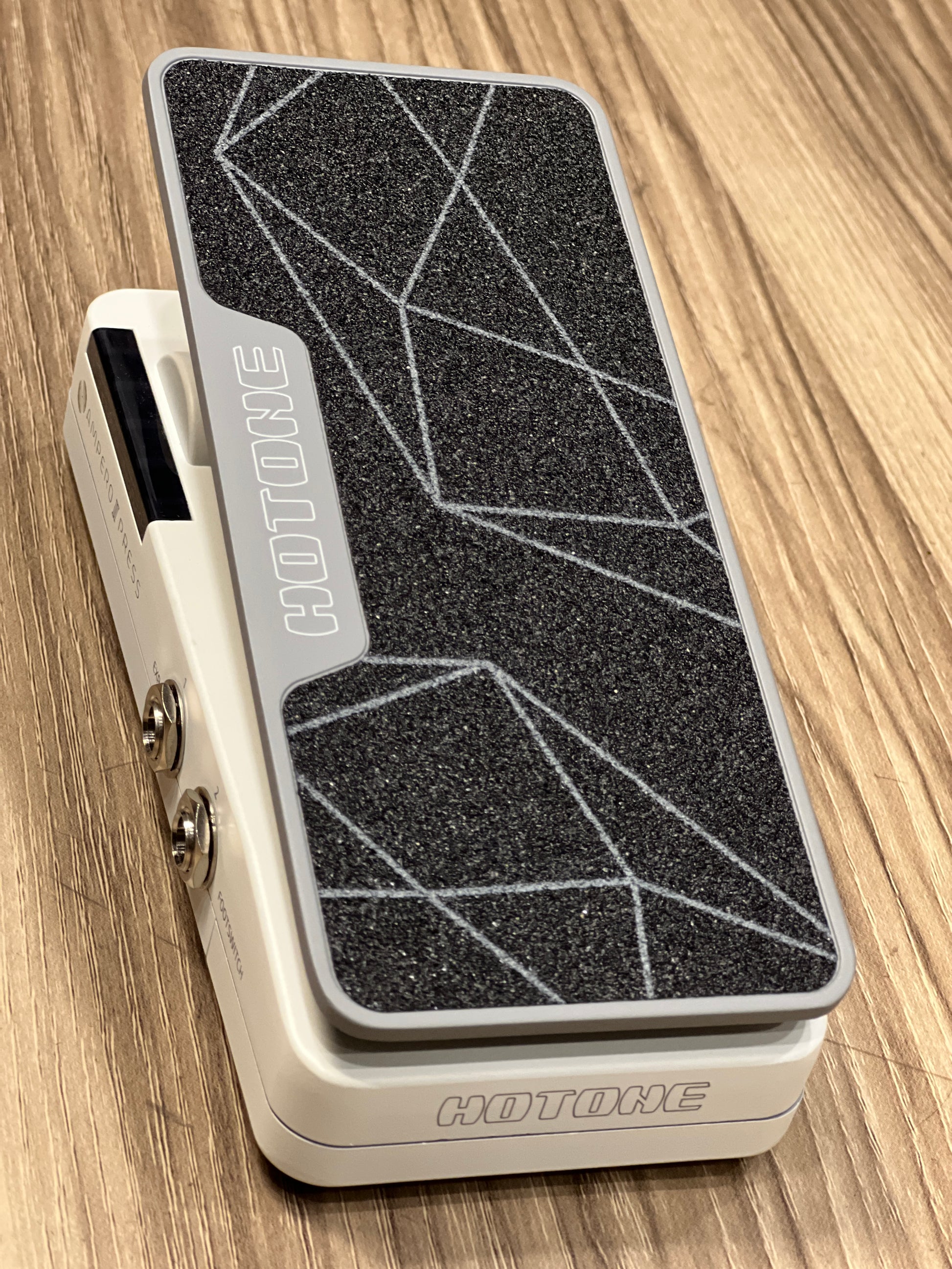 hotone pedals Hotone SP-35 Ampero Press II Compact Volume/Expression Pedal – nafiriguitar.com
