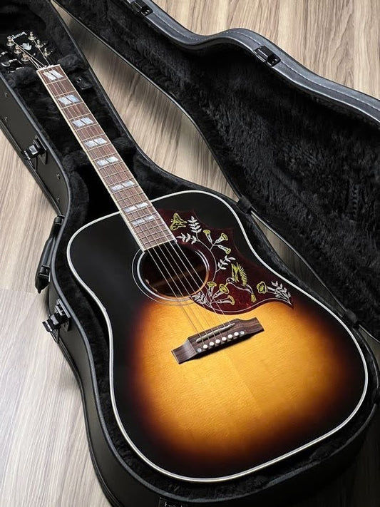 Gibson Hummingbird Standard in Vintage Sunburst with Case