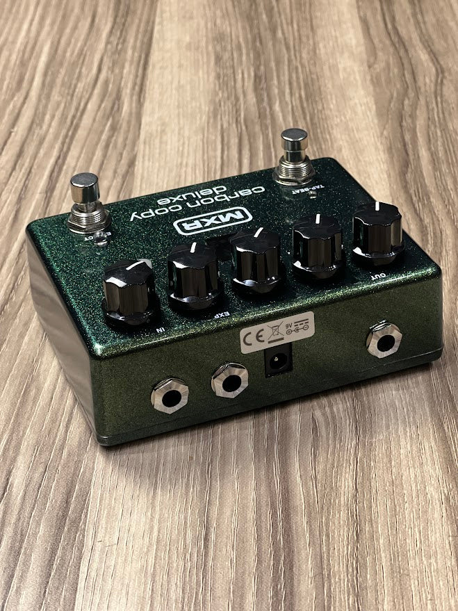 mxr delay pedal MXR M292 Carbon Copy Deluxe Analog Delay Pedal – nafiriguitar.com
