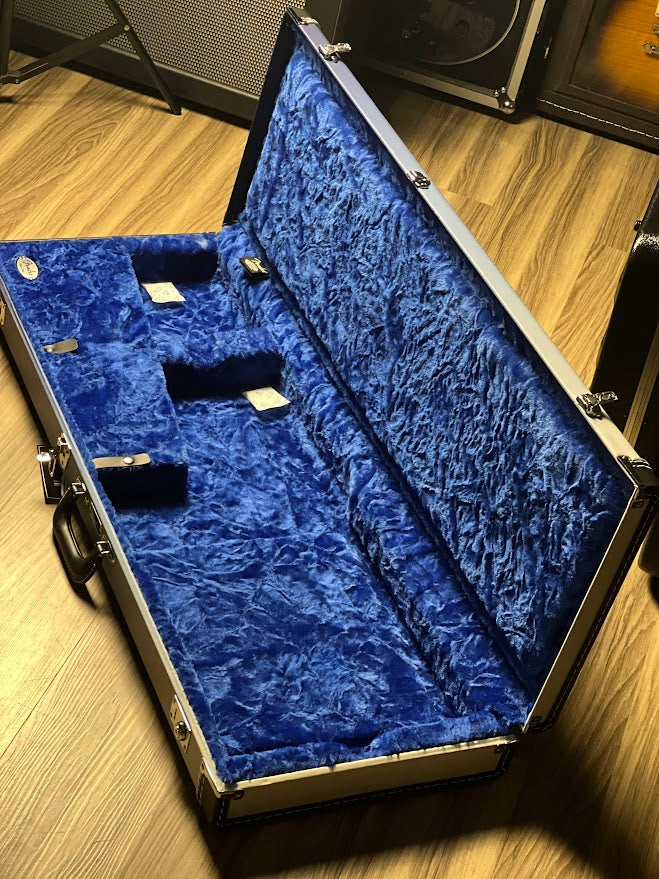 Fender Deluxe Ombre Stratocaster/Telecaster Guitar Case, Belair Blue