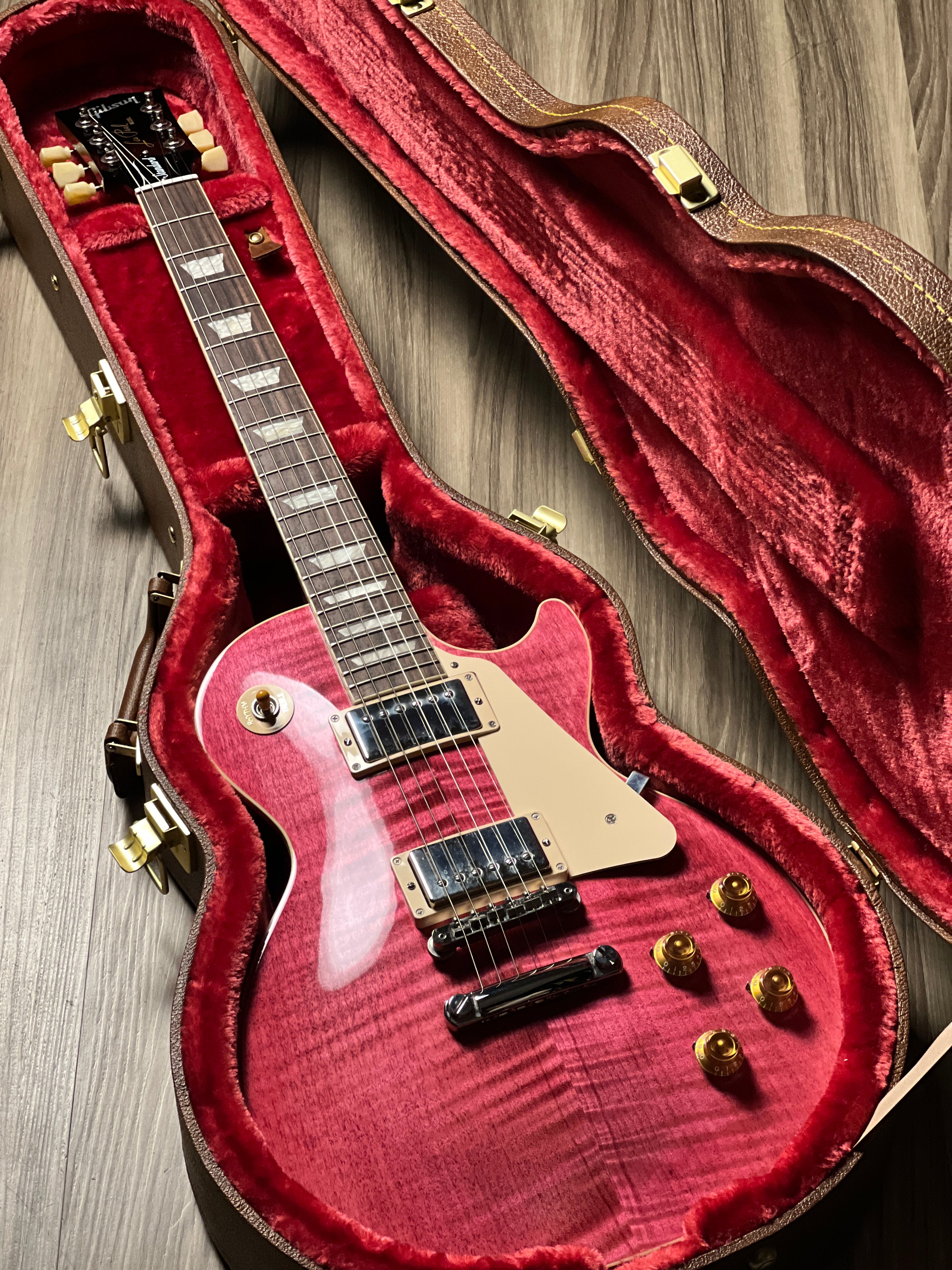 Gibson Les Paul Standard 50s (Trans Finish) In Trans Fuchsia w