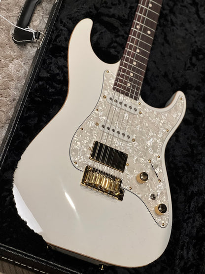 Tom Anderson Drop Top Classic in Arctic White with Binding
