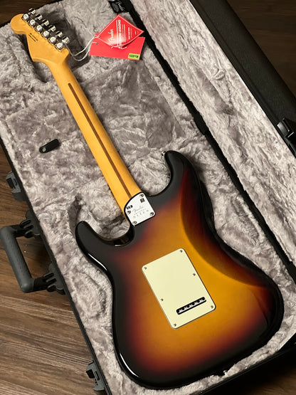 Fender American Ultra Stratocaster in Ultraburst with Maple Fingerboard