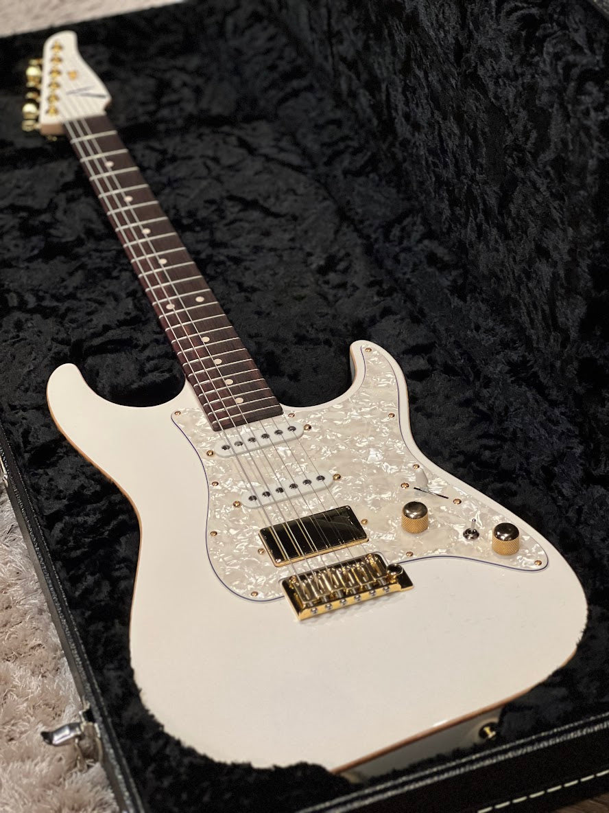 Tom Anderson Drop Top Classic in Arctic White with Binding