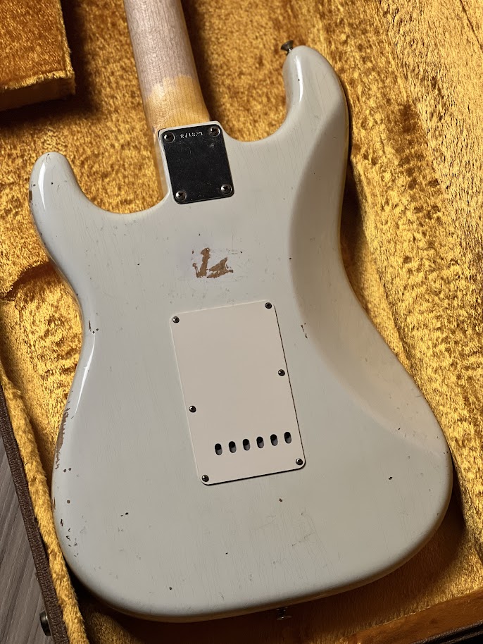 Fender Custom Shop 1961 Stratocaster Relic in Olympic White R71829
