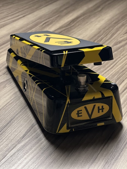 crybaby wah wah pedal MXR Dunlop EVH-95 Eddie Van Halen Signature WAH WAH Cry Baby Wah Pedal – nafiriguitar.com