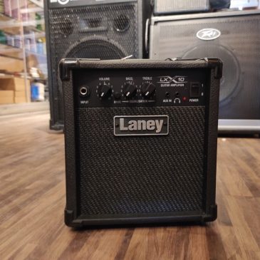 Laney LX10 1 x 5-inch 10-watt Combo Amp