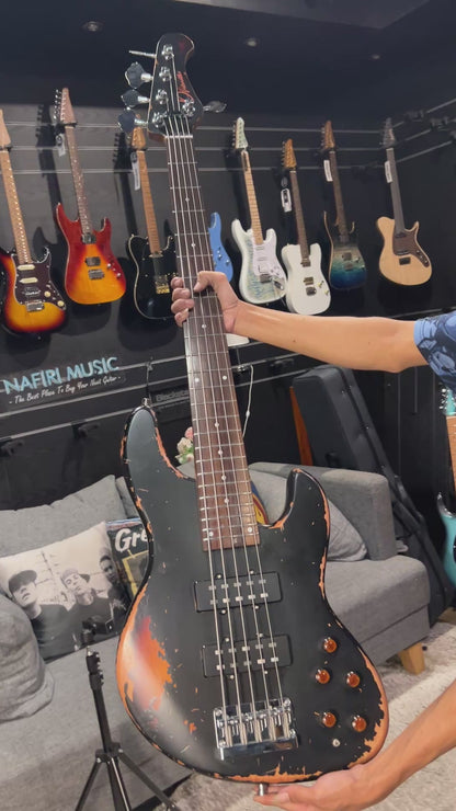 Dhatarattha Custom DEB HH 5 String Bass in Black Over Sunburst with RW FB and Nitrocellulose Lacquer Relic