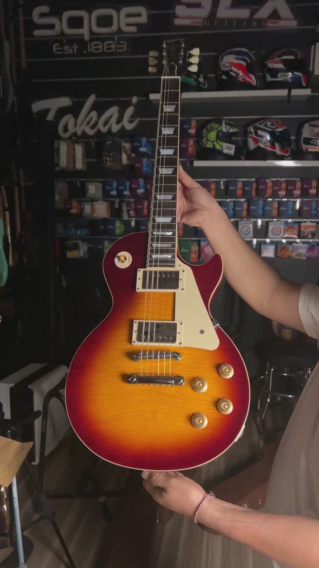 Epiphone 1959 Les Paul Standard Reissue in Deep Cherry Sunburst w