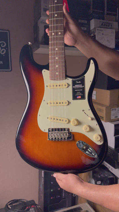 Fender American Professional II Stratocaster with RW FB in Anniversary 2-Tone Sunburst